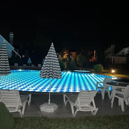 Villa Kartepe'nin Kalbinde Somineli Mustakil Kosekoy