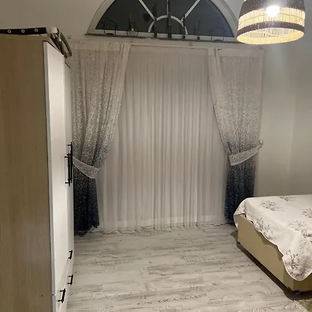 Villa Kartepe'nin Kalbinde Somineli Mustakil Kosekoy